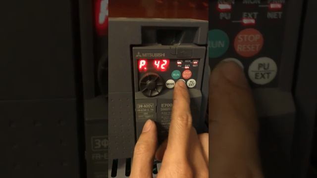 INVERTER MITSU FR-E700 смотреть онлайн