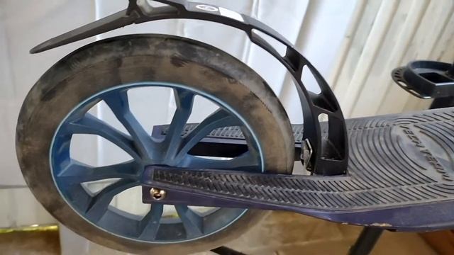 Опасный самокат - тормоз, который не работает смотреть онлайн