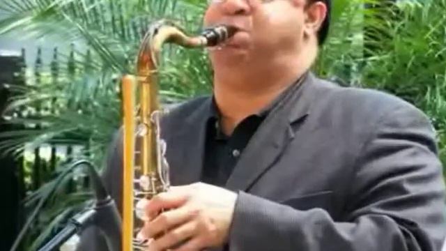 Roberto Pitre Tenor Sax смотреть онлайн