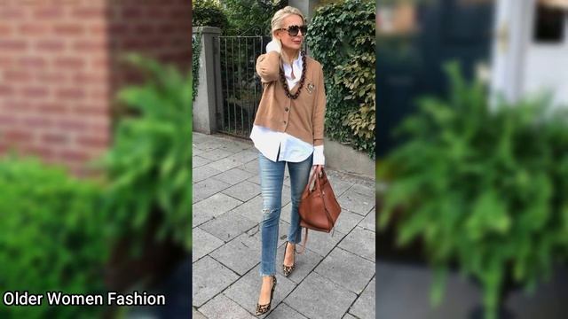 Older Women Over 60 Attractively Dressed Classy смотреть онлайн