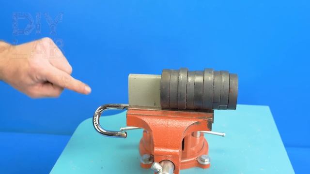 Откройте Замок с Помощью Магнита смотреть онлайн