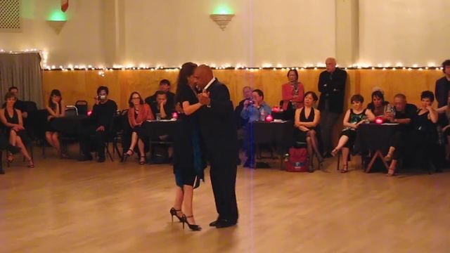 Facundo Posados y Christy Cote at Verdi 1 of 2 смотреть онлайн