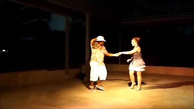Baile de Bachata.wmv смотреть онлайн