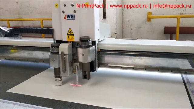 Планшетный режущий плоттер JWEI CB03II смотреть онлайн