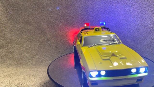 1/18 scale Mad Max Ford Falcon diecast model car with working lights and siren смотреть онлайн