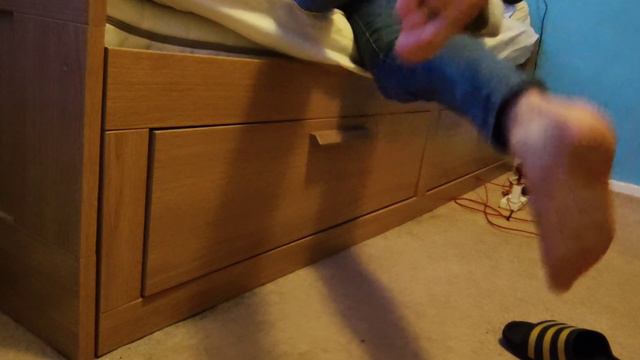 Vore In Sliders смотреть онлайн