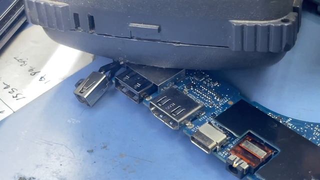 Laptop Chip Level Service Experience Dell XPS 15 Not Charging Malayalam смотреть онлайн