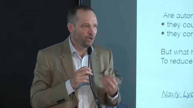 Ross Douglas // next.mov #smartRegion summit Algarve 18/19Maio2017 смотреть онлайн