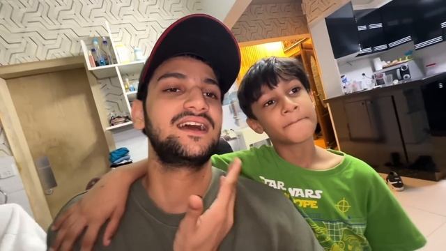 Ham teeno ki larai hogai thi? ? смотреть онлайн