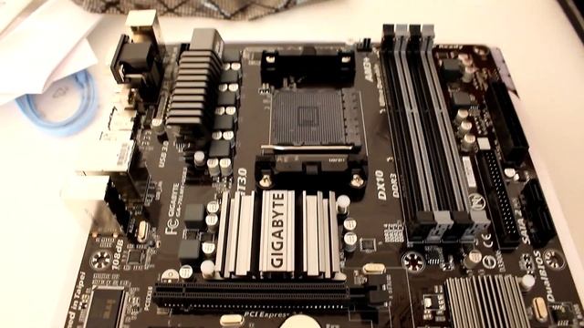 ‹ Unboxing › Gigabyte 78LMT-USB3 смотреть онлайн