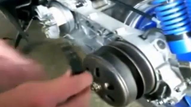 замена ремня на 4т китайском движке 125 150сс смотреть онлайн