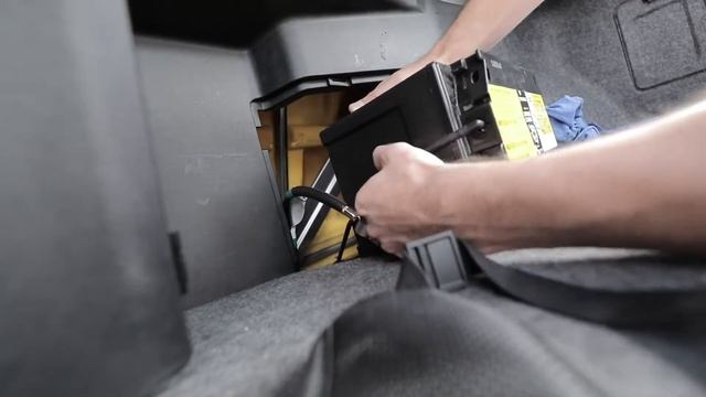 Odyssey Extreme Battery PC925 AGM in my Evo X смотреть онлайн