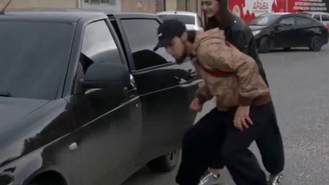 СМЕШНЫЕ МОМЕНТЫ ИЗ РОЛИКА АХМЕДА??? смотреть онлайн