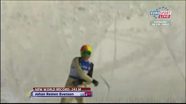 New inofficial World Record 243m Evensen Vikersund in Training1 смотреть онлайн