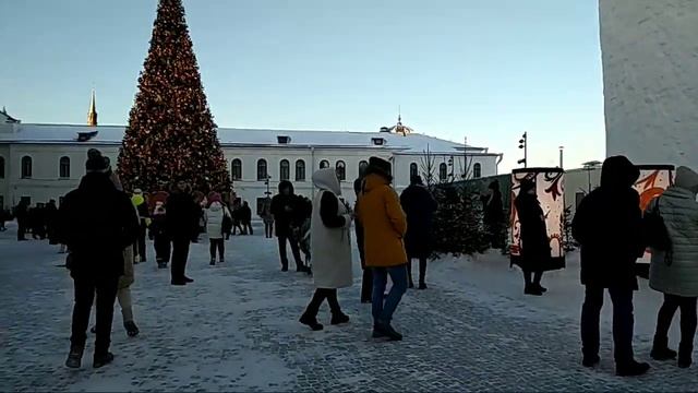 04.01.2023 В Казанском кремле VID 20230104 1440300 смотреть онлайн