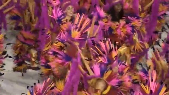 Carnival in Rio. Samba school Imperatriz Leopoldinensi. Школа самбы "Императрис Леополдиненси". смотреть онлайн