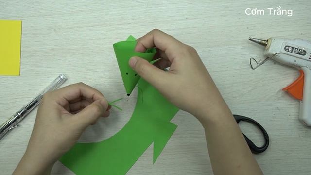 Hướng dẫn làm chú chuột nhắt bằng giấy màu | Cơm Trắng смотреть онлайн
