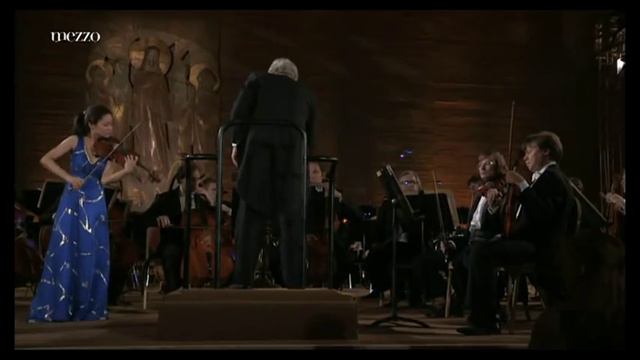 Sayaka Shoji plays Prokofiev : Violin Concerto No.2 in G minor, Op.63 смотреть онлайн