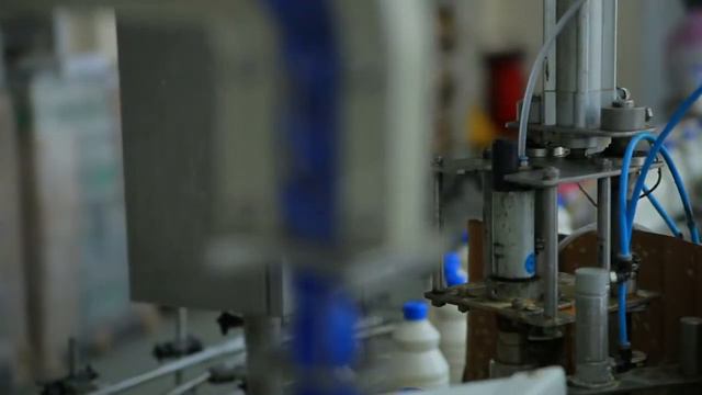 Интересный ролик про химическое производство на Украине. смотреть онлайн