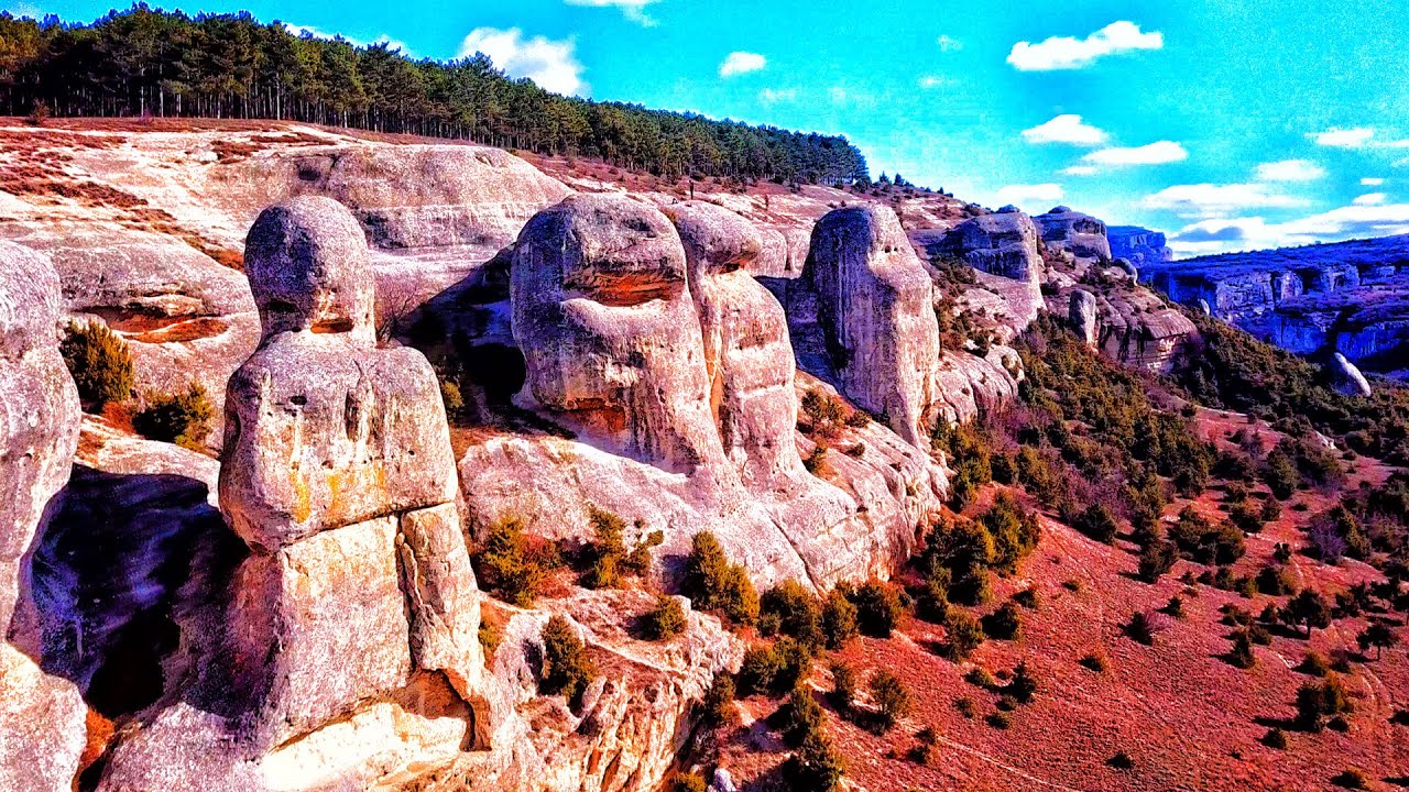 КРЫМ - Разрушение Ханского Дворца. Показываю ВСЮ ПРАВДУ. Каменные СФИНКСЫ в БАХЧИСАРАЕ. смотреть онлайн