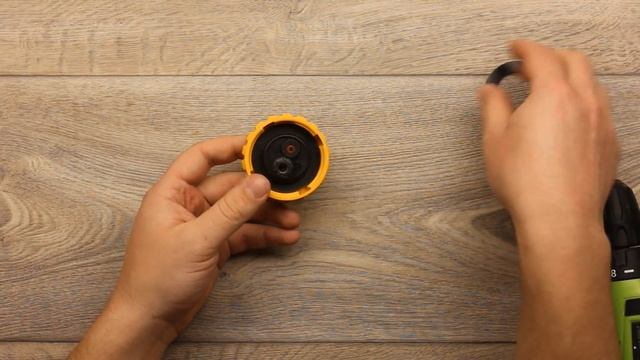 Как найти откуда течет антифриз? Опрессовка системы охлаждения двигателя автомобиля. смотреть онлайн