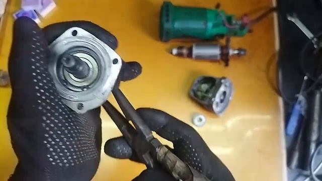 HOW TO REPAIR NOISY MAKITA GRINDER M0910 смотреть онлайн