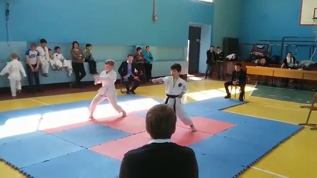 Новейшее ката шотокан 9.04.17.г\\ Усть Каменорск Согра Рома Смирнов смотреть онлайн