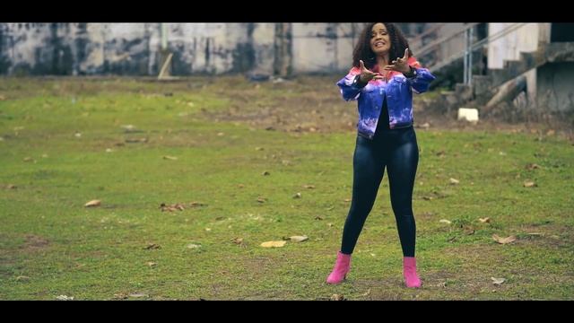 YASMINA PONCE ''La Reina De La Bachata'' (POPURRI DE BACHATA 2.0) смотреть онлайн