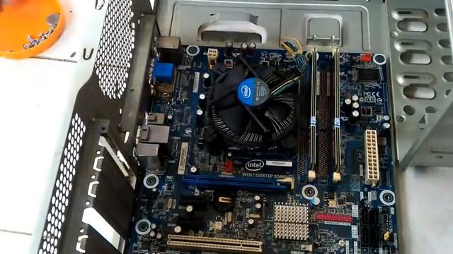 Merakit PC Intel Socket LGA 1156 смотреть онлайн