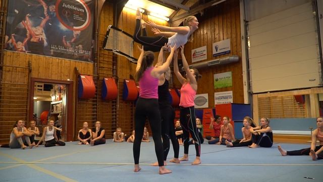 Acrobatic Course at Fredrikstad Turn смотреть онлайн