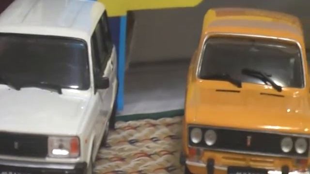 ВАЗ-2101 модель из СССР, ВАЗ-2104 и 2106 от DeAgostini и ВАЗ 2118 Калина 1:43 смотреть онлайн