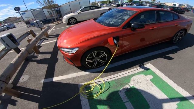 Comment recharger Gratuitement sa voiture Electrique ou Hybride ? смотреть онлайн