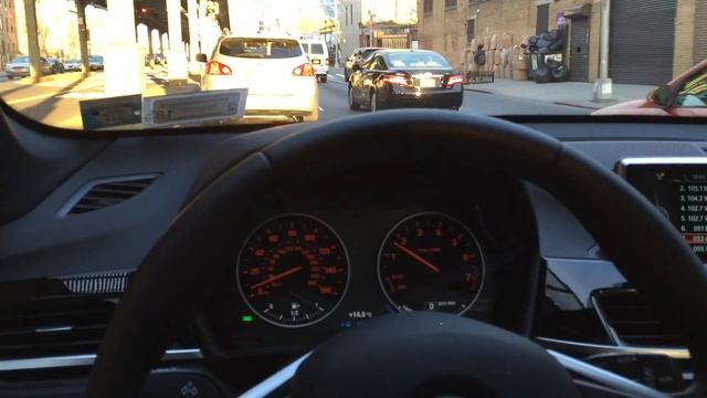 BMW Efficient Dynamics, режимы драйва BMW X1 F48 2016 года смотреть онлайн
