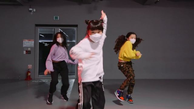 Daddy Yankee & Snow - Con Calma / Ara Cho Choreography смотреть онлайн