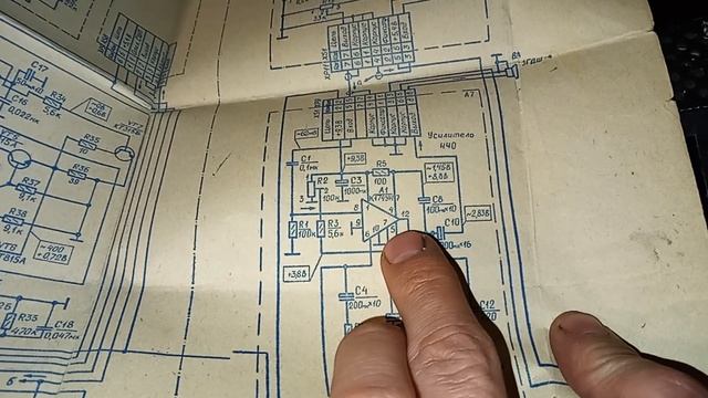 Магнитофон Весна-207. Элементы регулировок. смотреть онлайн