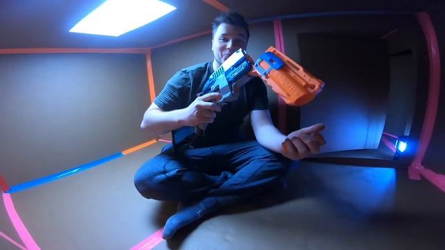 24 HOUR BOX FORT ZOMBIE BASE!! We Got A Secret Package смотреть онлайн