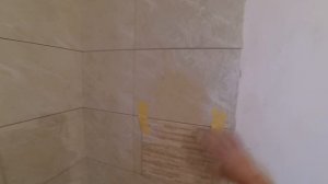 Укладка керамической плитки СВЕРХУ ВНИЗ !  Супер методика.