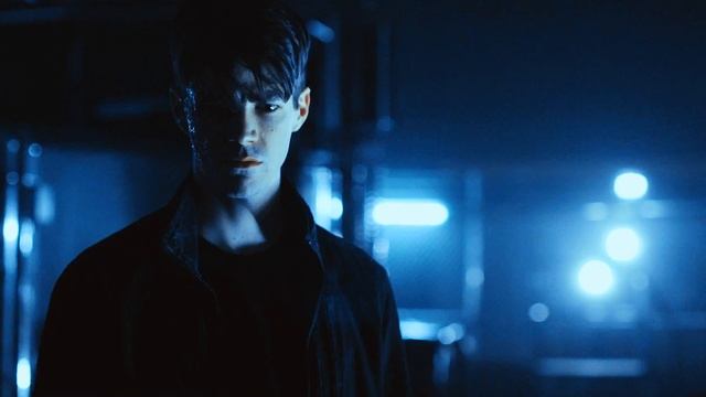 A disposable hero // Savitar смотреть онлайн