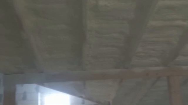 Теплоизоляция мансарды закрытой ячейкой 30-ой плотности.Пенополиуретан,ппу.Спб и Ленинградская обл.