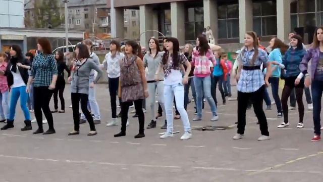 флешмоб в Братске ) смотреть онлайн