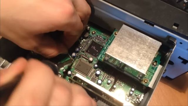 AUX Как сделать AUX в магнитоле Mercedes E class W211 от / AEYTV смотреть онлайн