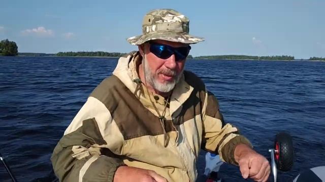 О аккумуляторе с электромотором, встречном ветре и надувной лодке River Boats 430 смотреть онлайн