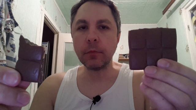 АСМР  ИТИНГ. КУШАЮ  ШОКОЛАДКУ  МИЛКА  С  ФУНДУКОМ. ASMR