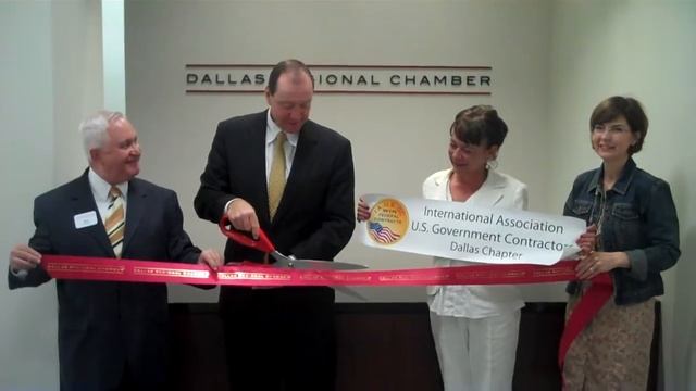 Ribbon Cutting with Chip Ellis - IA U.S. GC 6-28-11 039.MP4 смотреть онлайн