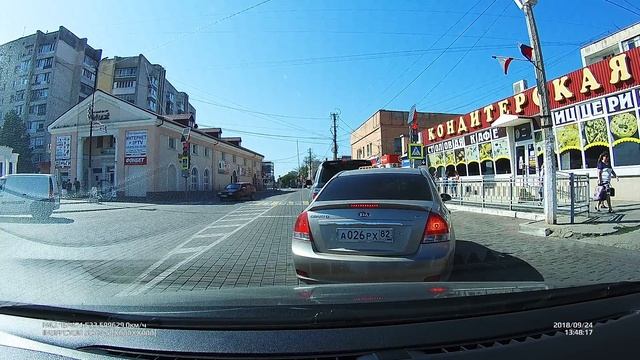 Как нарушают ПДД таксисты в г.Саки, Республика Крым (2018) смотреть онлайн