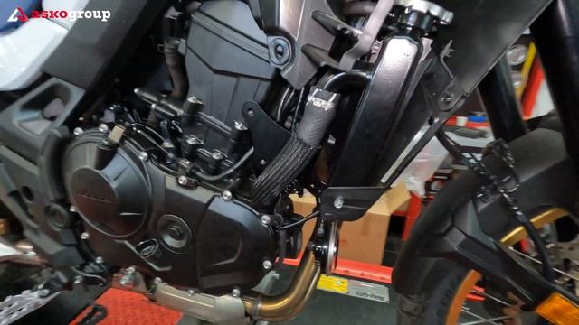 Honda XL750 Transalp 2023 - OEM ENGINE GUARD AND SKIDPLATE INSTALL - Complete Video Tutorial смотреть онлайн