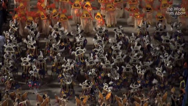 Brazil Carnival & Dancers in Costume - High Definition Views from Above смотреть онлайн