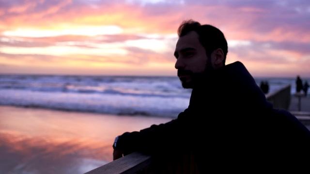 Аудиопоэзия: Александр Кишиневский - После чёрной полосы обязательно наступит белая смотреть онлайн