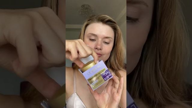 Как выбрать уход с гиалуроновой кислотой ? смотреть онлайн