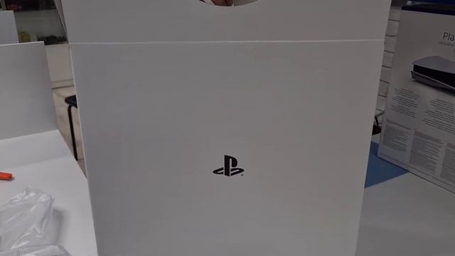 Распаковка PlayStation 5 первый взгляд смотреть онлайн